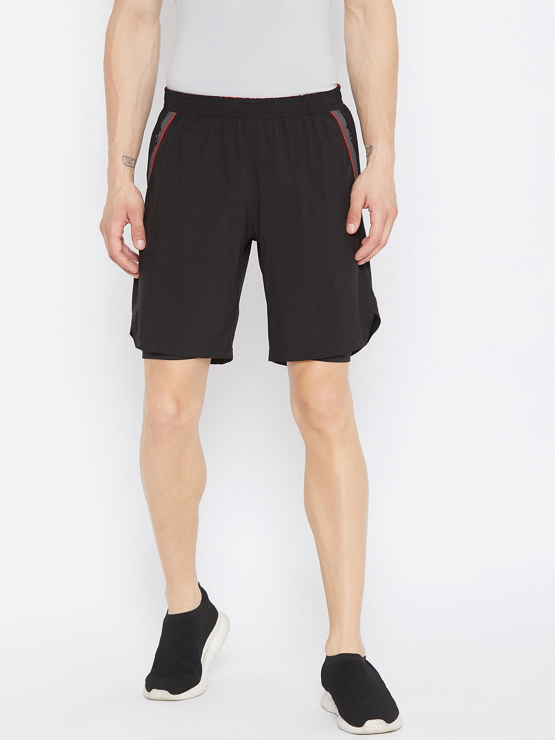 SG Men Black Printed Polyester Regular Fit Sports Shorts (1)