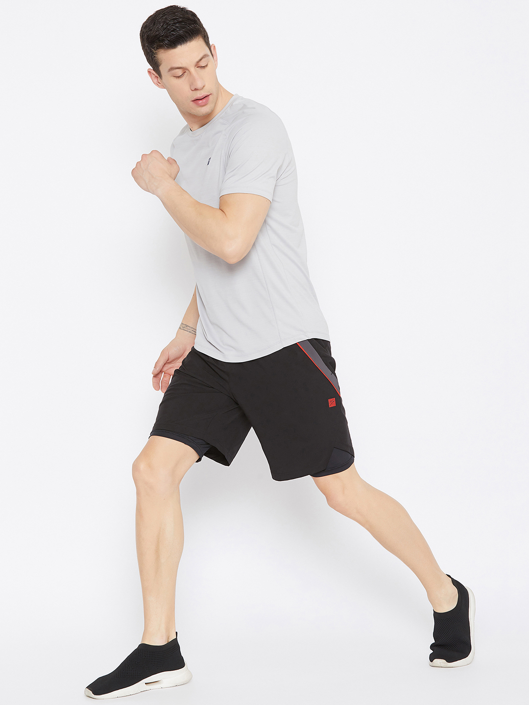 SG Men Black Printed Polyester Regular Fit Sports Shorts (5)