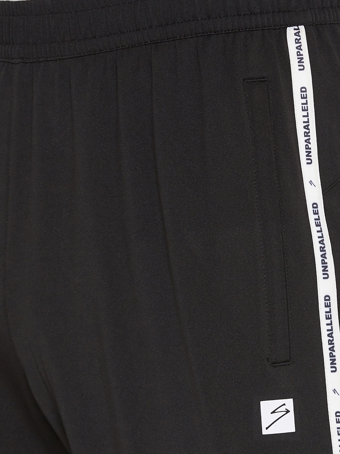 SG Men Black Printed Polyester Regular Fit Track Pants (6)