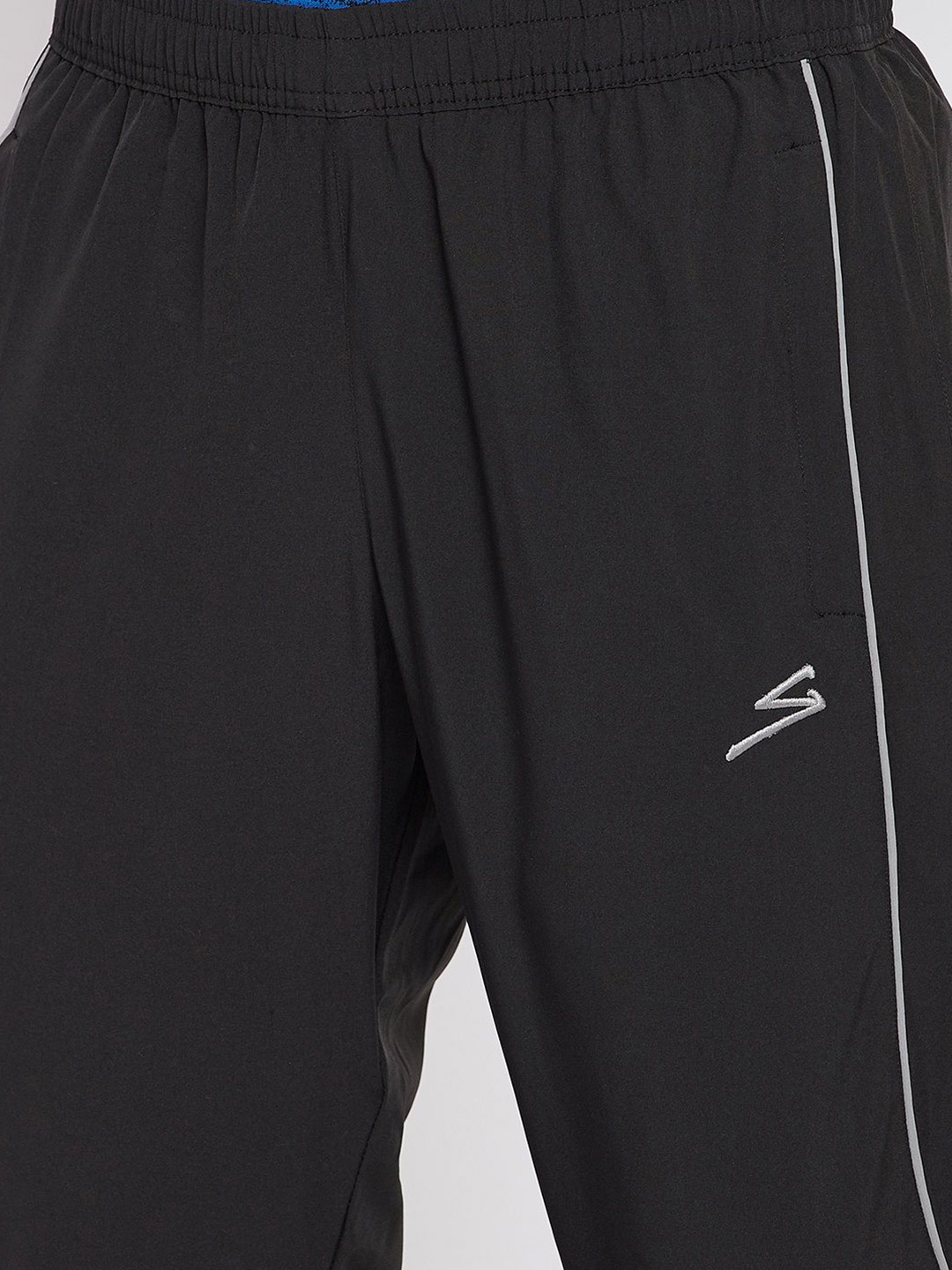 SG Men Black Printed Polyester Regular Fit Track Pants (6)