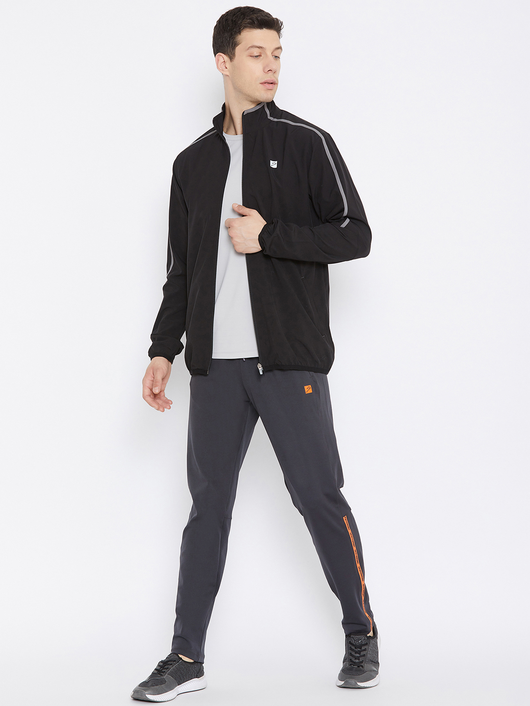 SG Men Black Solid Long Sleeves Round Neck Co-ord Sets (5)
