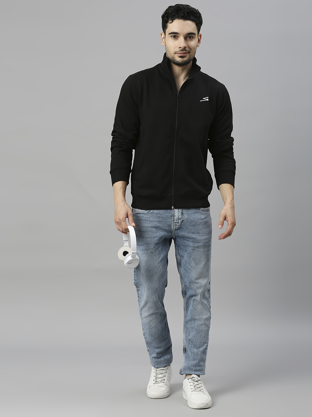 SG Men Black Solid Long Sleeves Round Neck Jackets (4)