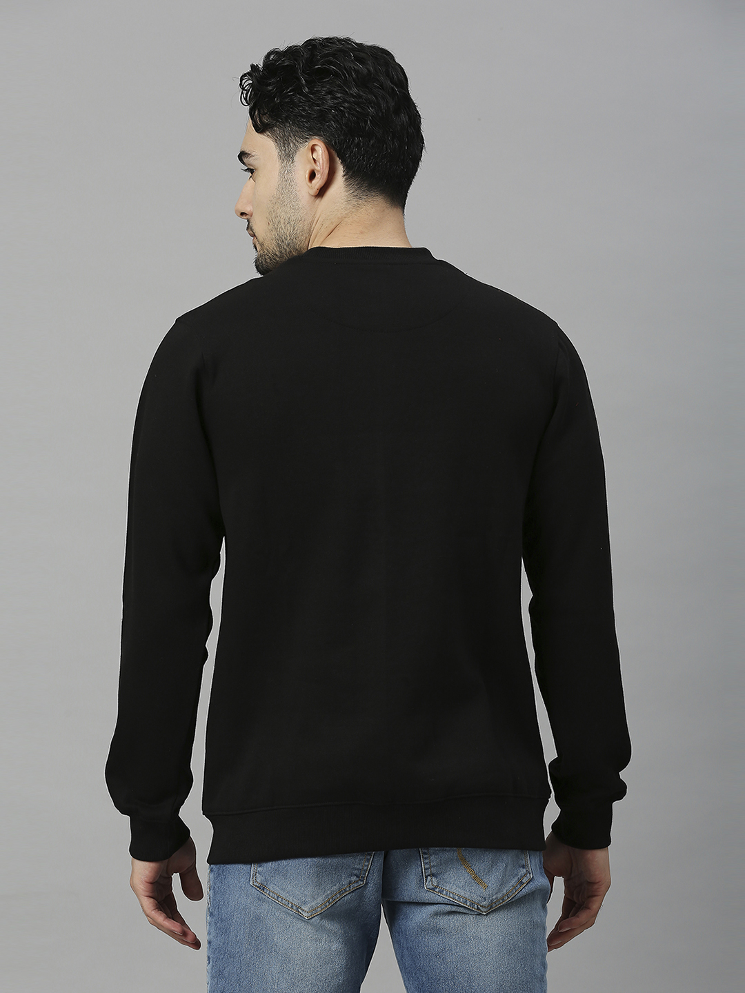SG Men Black Solid Long Sleeves Round Neck Sweatshirts (2)