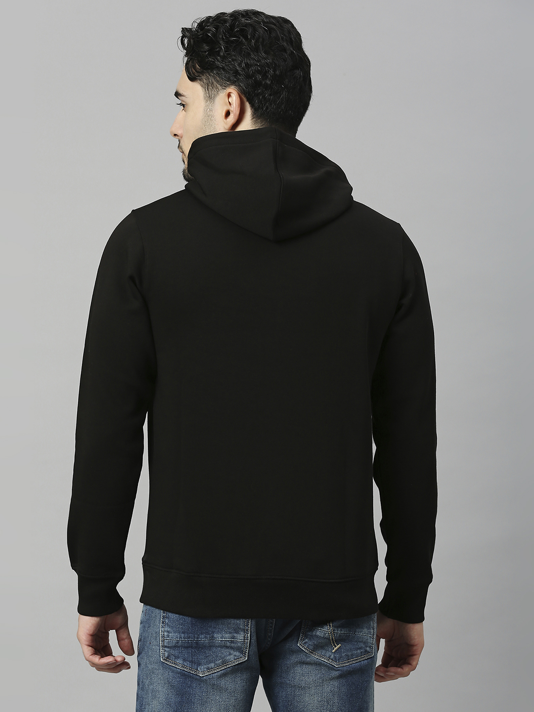 SG Men Black Solid Long Sleeves Round Neck Sweatshirts (2)