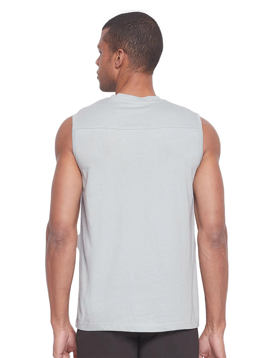 SG Men Grey Solid Sleeveless Round Neck vests (4)