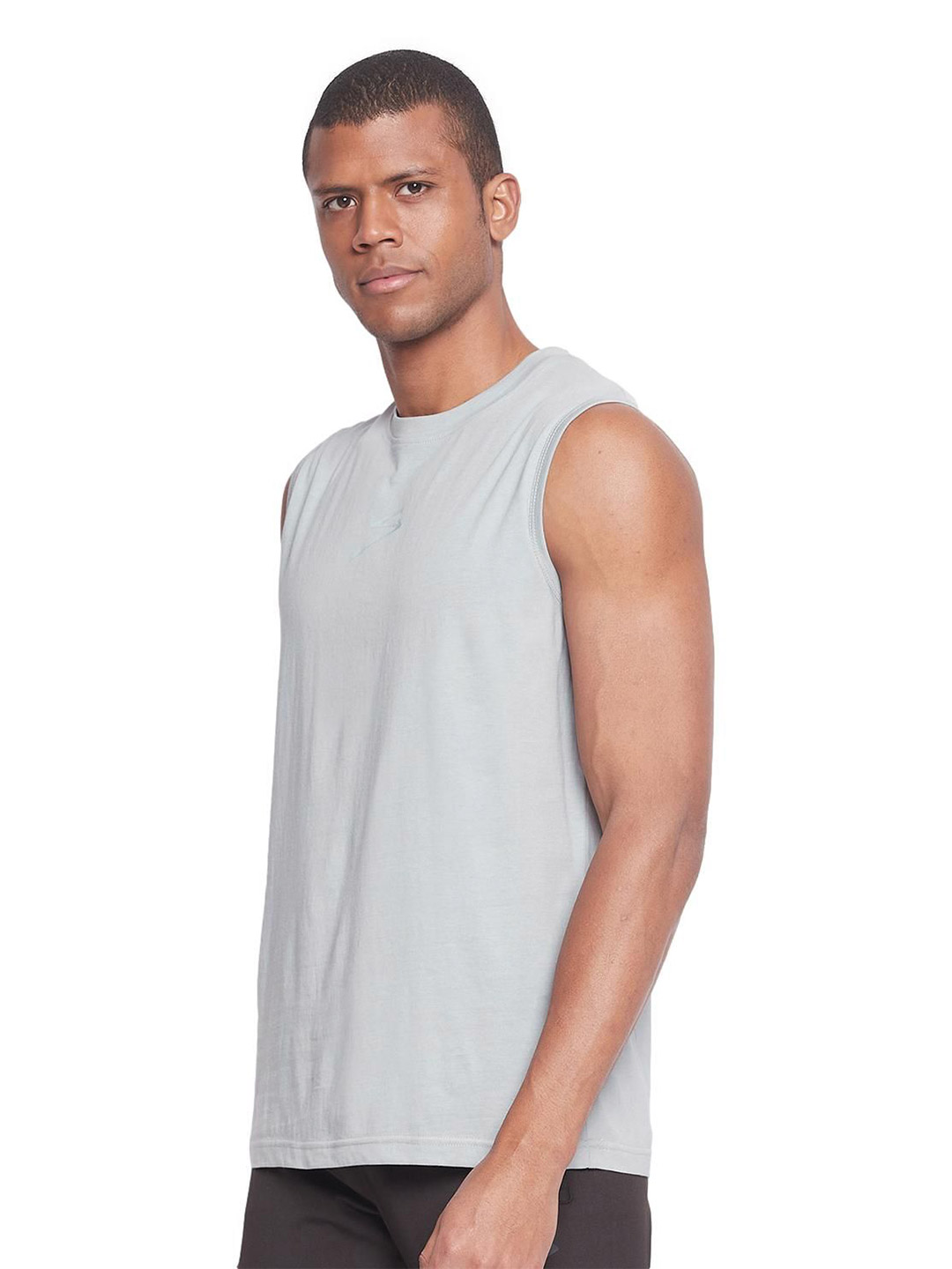SG Men Grey Solid Sleeveless Round Neck vests (2)