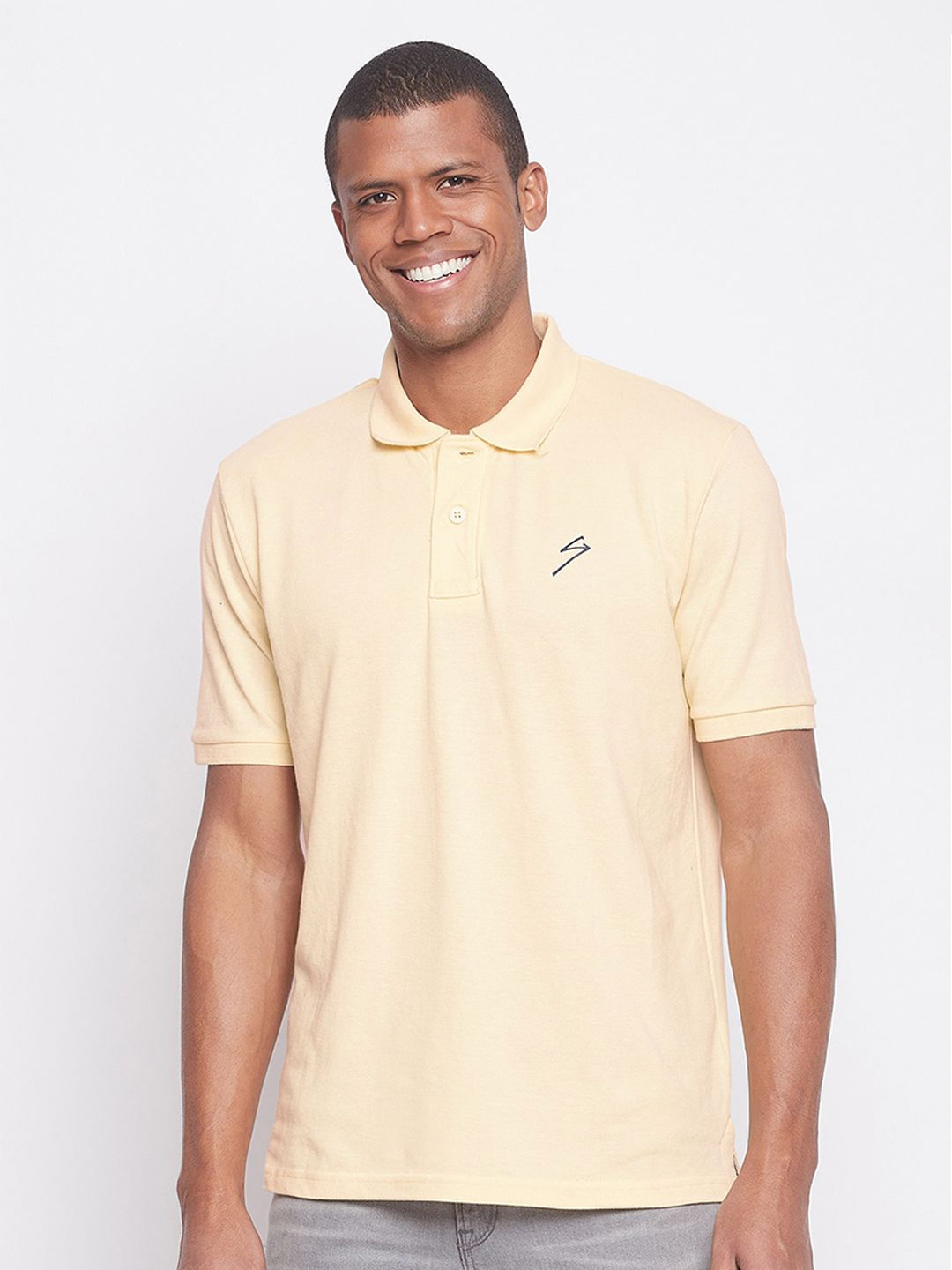SG Men Light Yellow Solid Short Sleeves Polo Collar T-Shirts