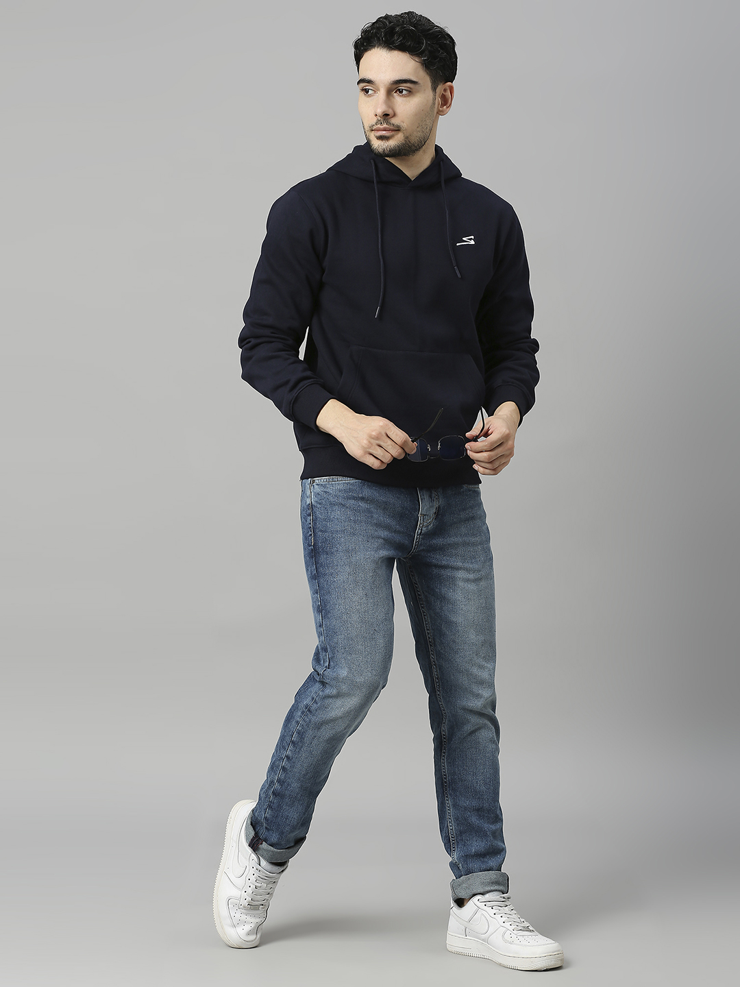 SG Men Navy Blue Solid Long Sleeves Hooded Sweatshirts (4)