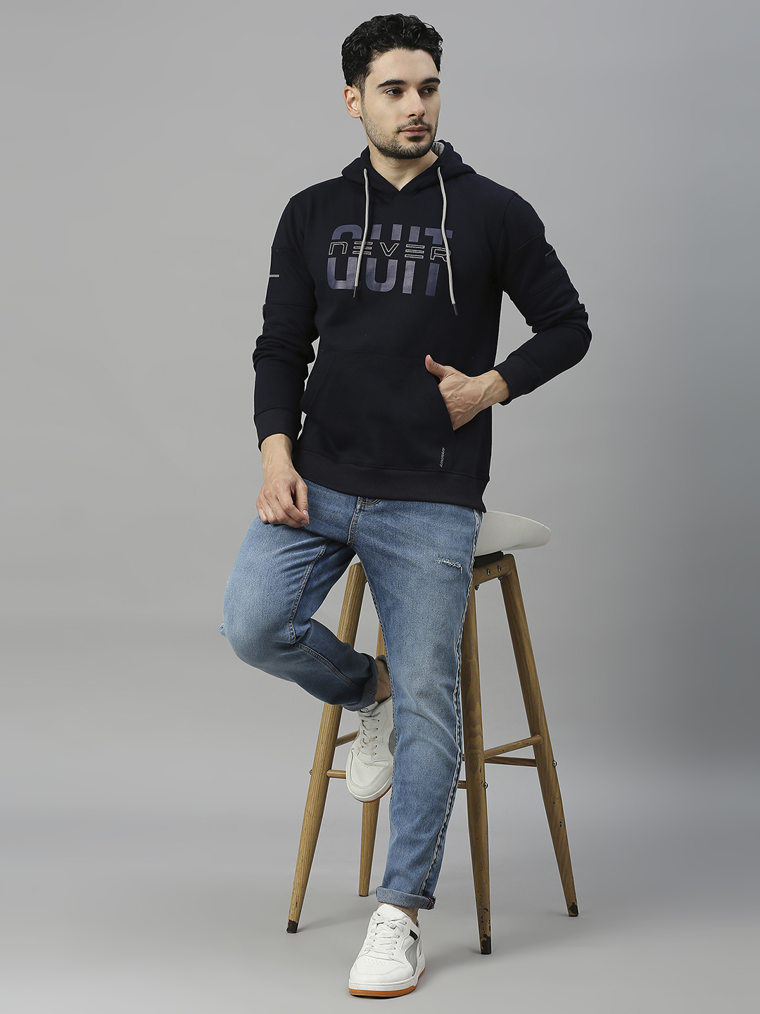 SG Men Navy Blue Solid Long Sleeves Hooded Sweatshirts (4)
