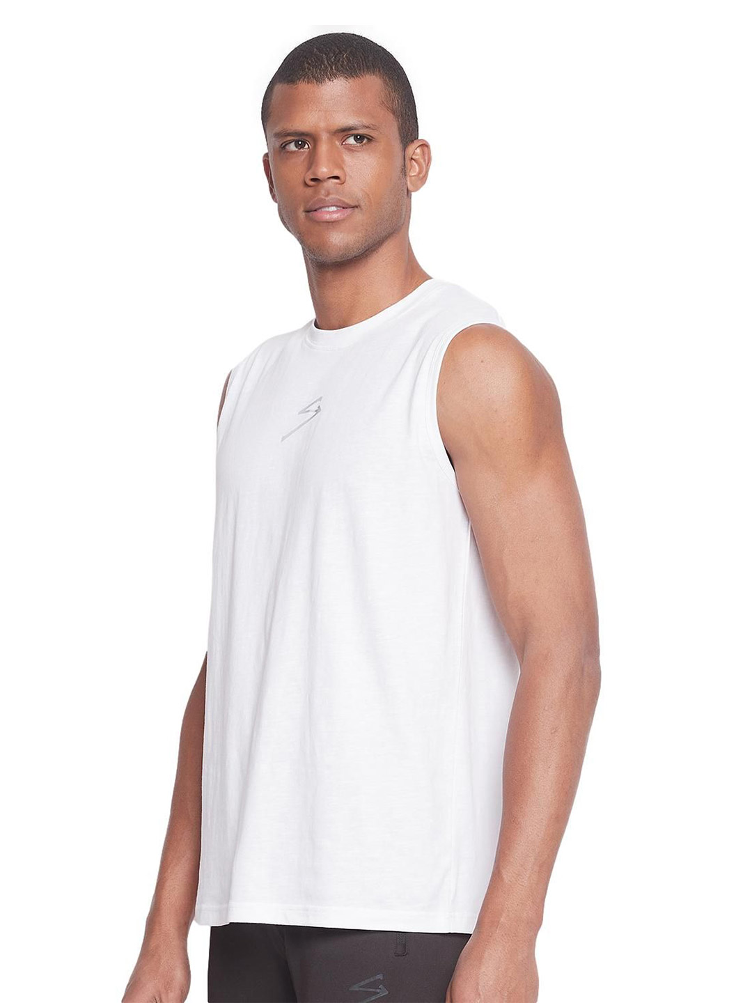 SG Men White Solid Sleeveless Round Neck vests (3)