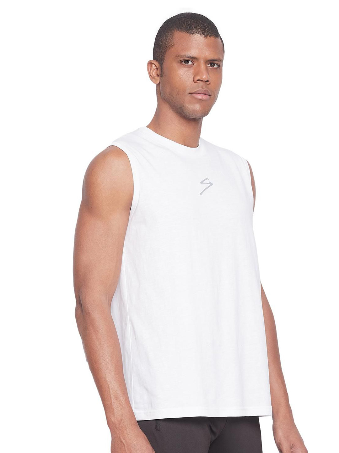 SG Men White Solid Sleeveless Round Neck vests (4)