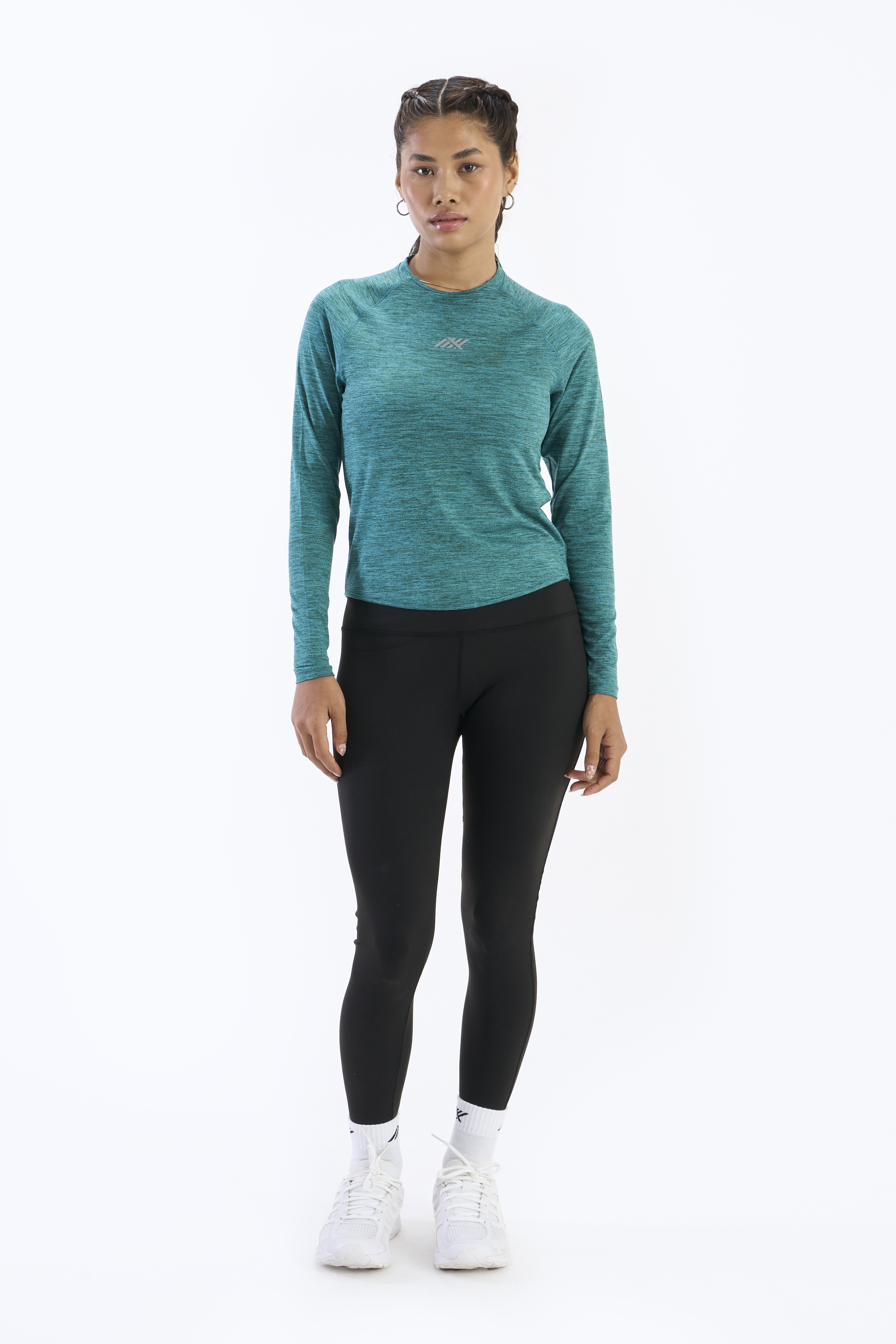 SIX5SIX Growth Women's Full Sleeves Training T-Shirt in Forest (4)