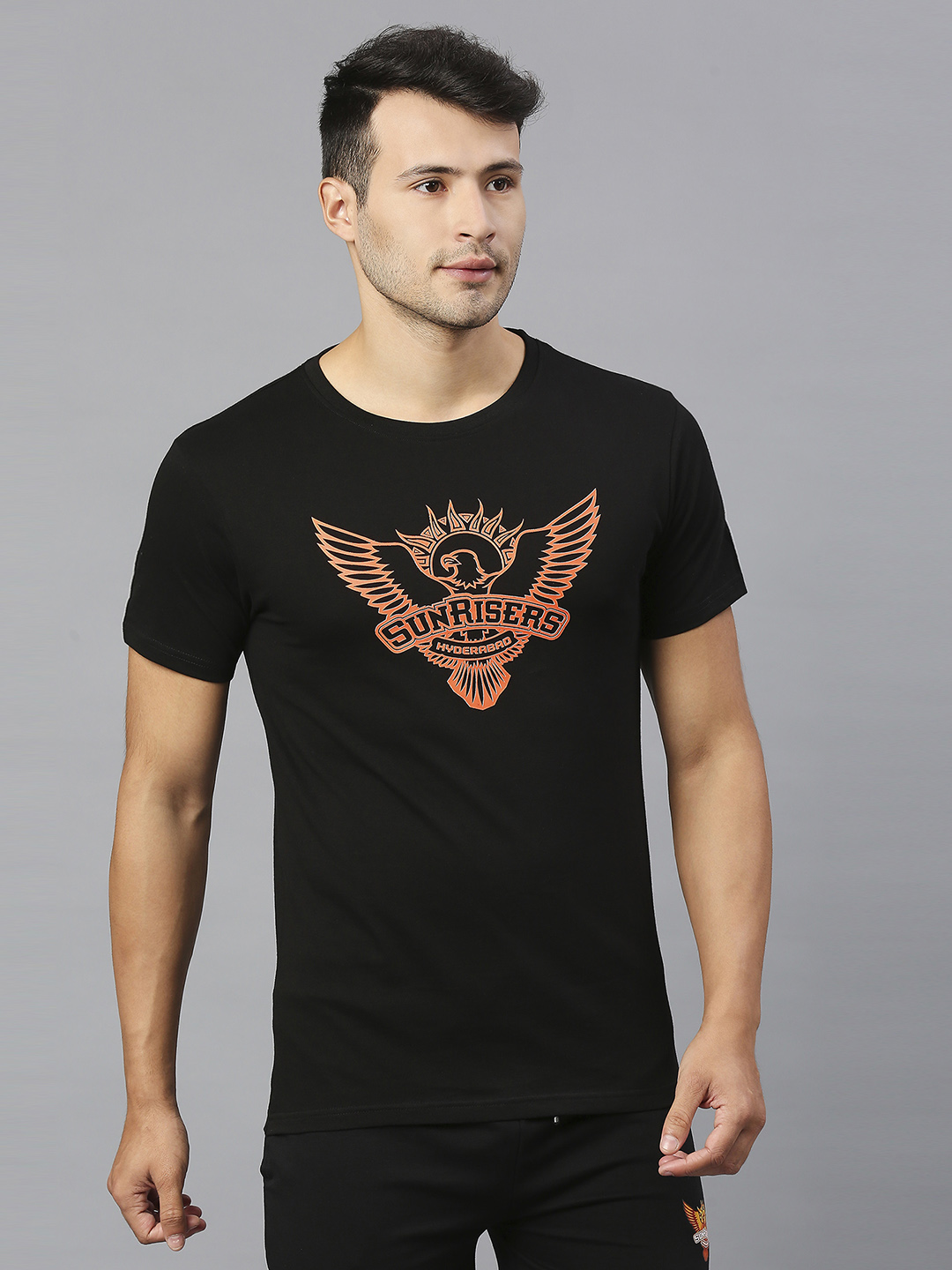 Sunrisers Hyderabad Men Black Graphic Printed Half Sleeves Round Neck Cotton T-Shirt (3)