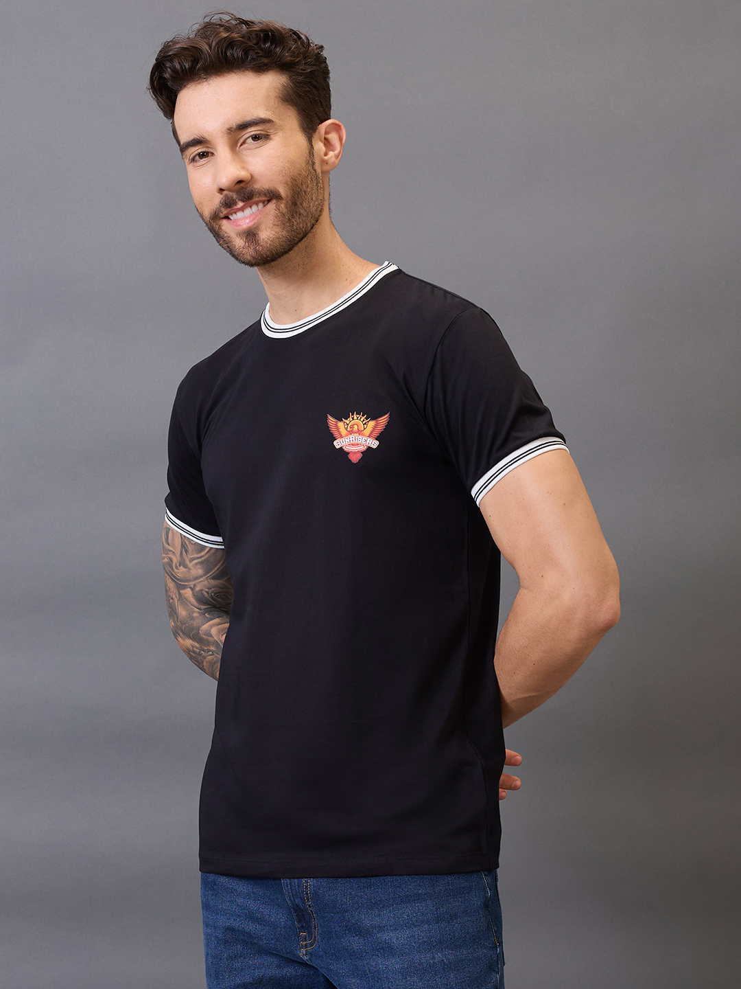 Sunrisers Hyderabad Men Black Logo Printed Half Sleeves Round Neck Cotton T-Shirt (3)