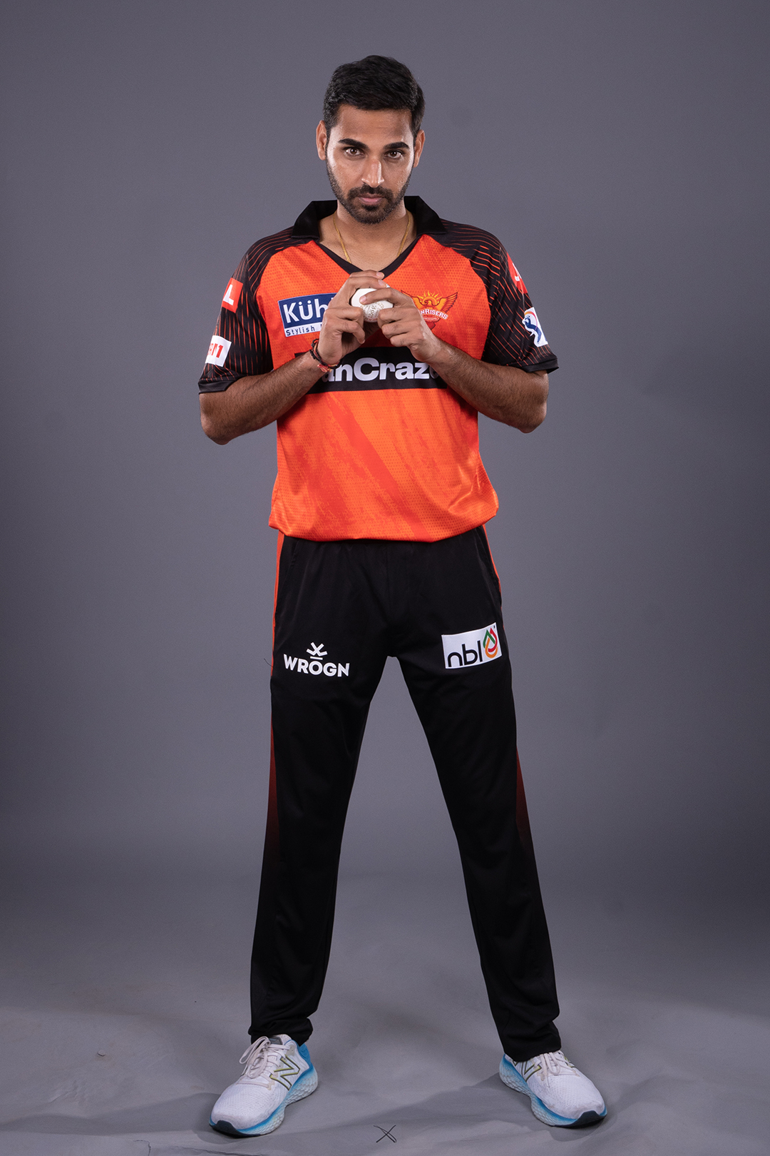 Sunrisers Hyderabad Men Official IPL-2023 Replica Match Jersey (7)