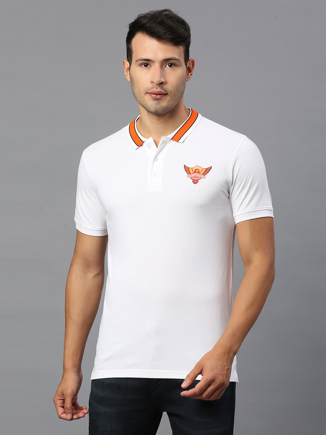 Men White Solid Half Sleeves Polo Collar Cotton T-Shirt