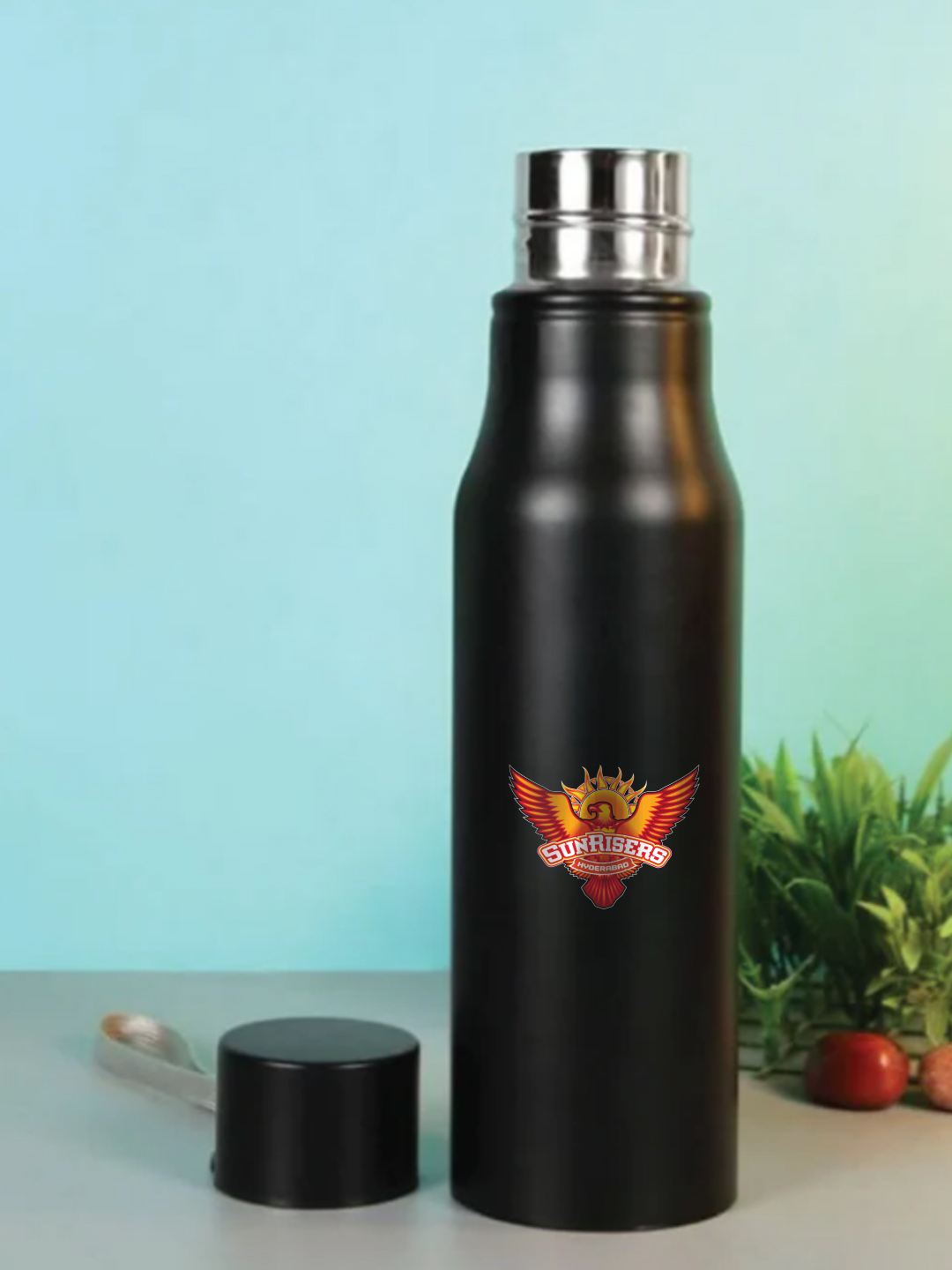 Single Walled, Easy to Carry, Leak-Proof, Rust Free, Stainless Steel Bottle - 750 Ml (Black)