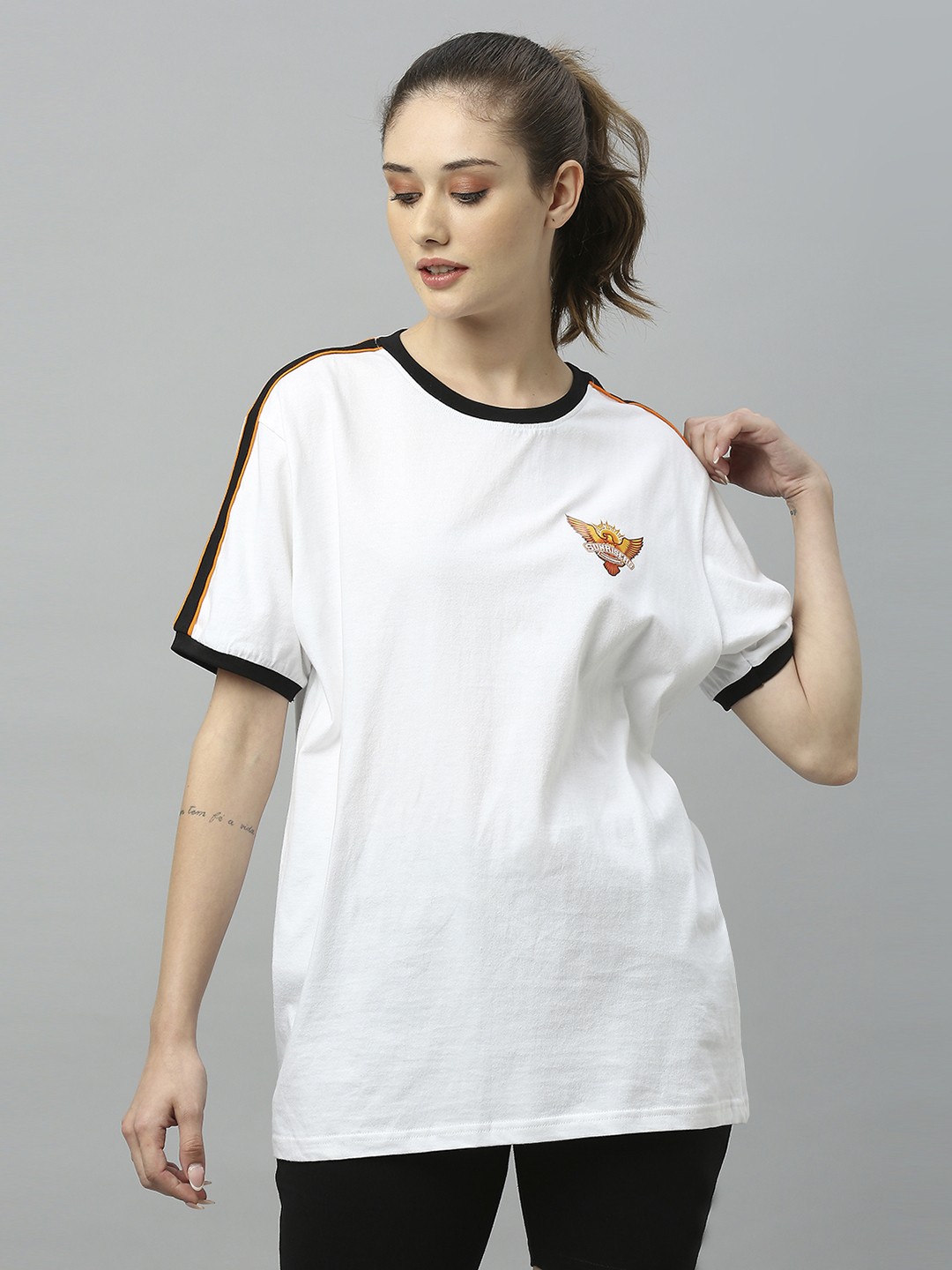 Sunrisers Hyderabad Women White Solid Half Sleeves Round Neck Cotton T-Shirt (1)