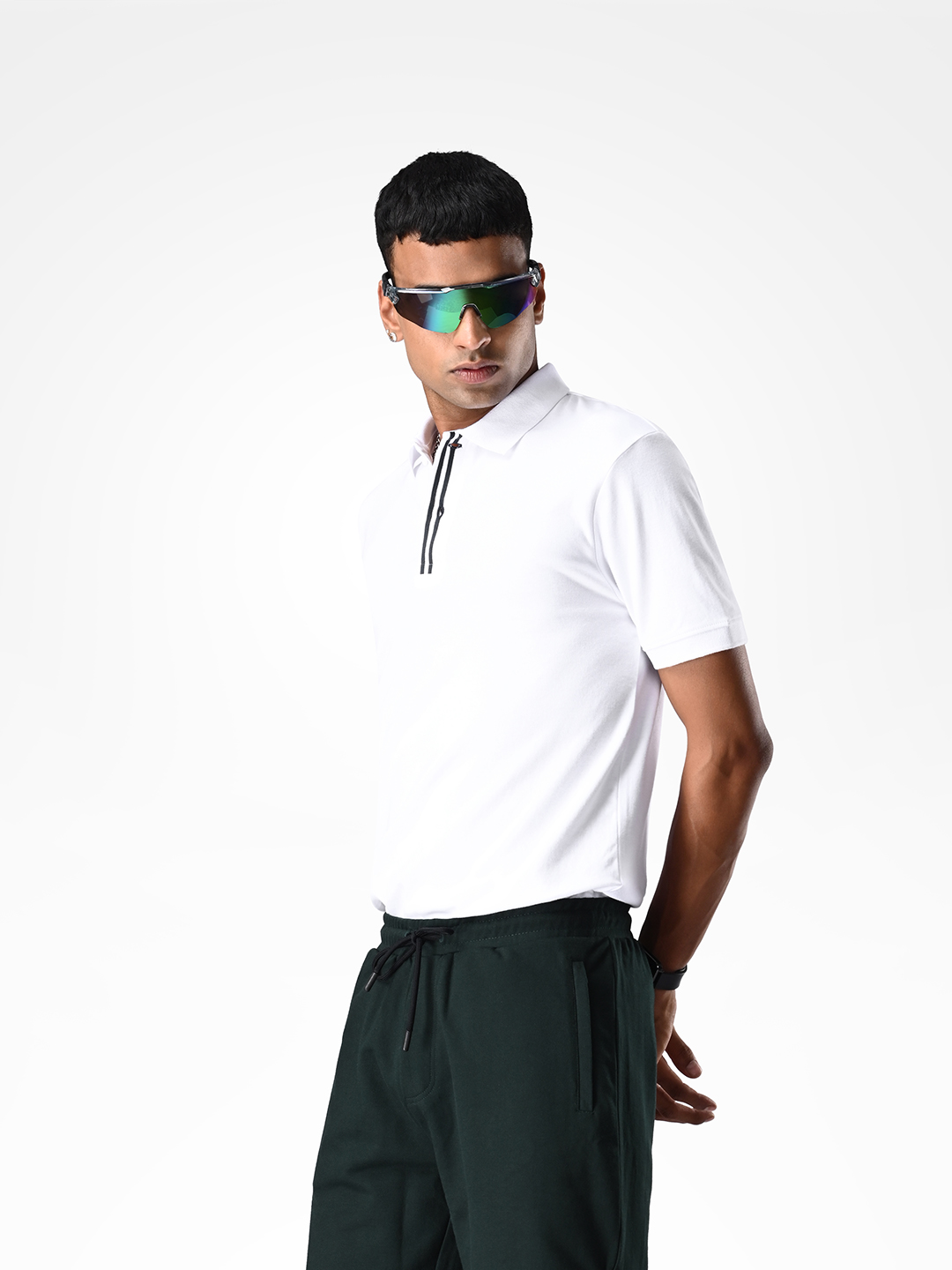 Supa Mens Green & Gold Printed Polycotton Regular Fit Shorts (7)