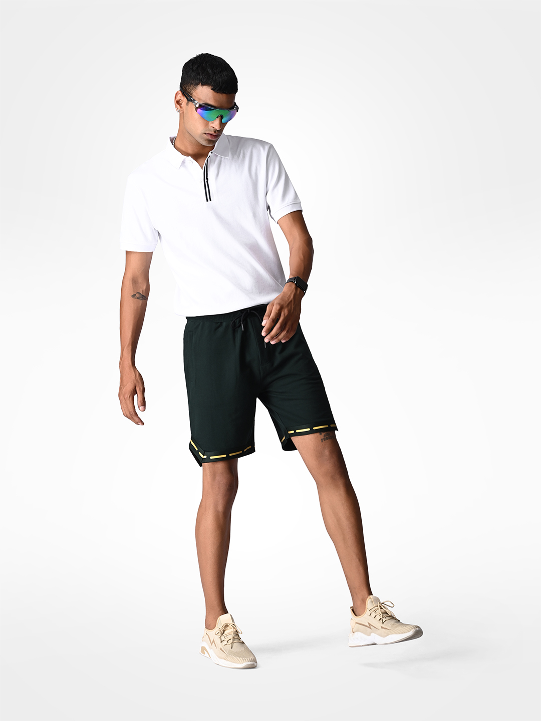 Supa Mens Green & Gold Printed Polycotton Regular Fit Shorts (9)