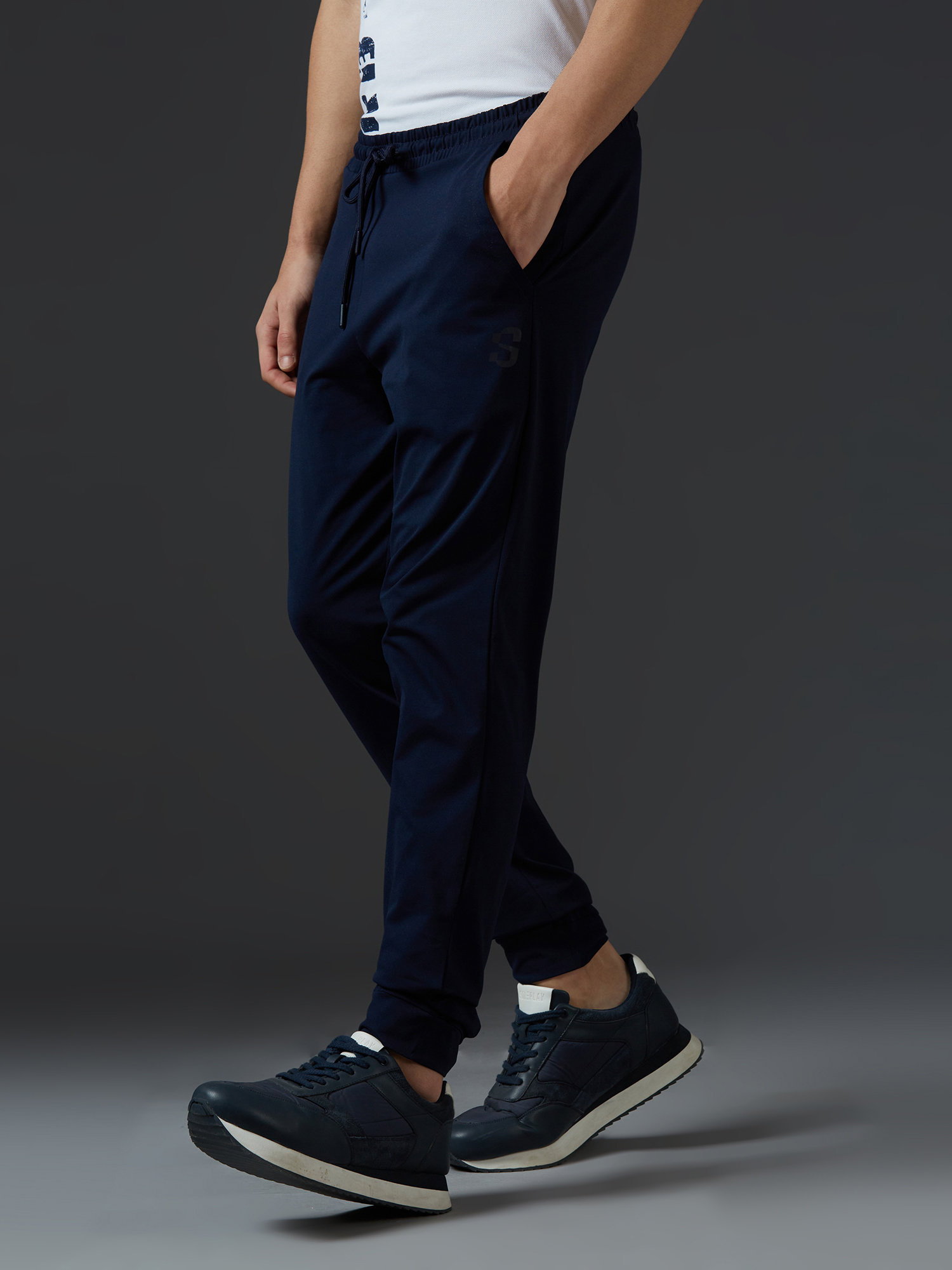 Navy Light Weight Jogger 