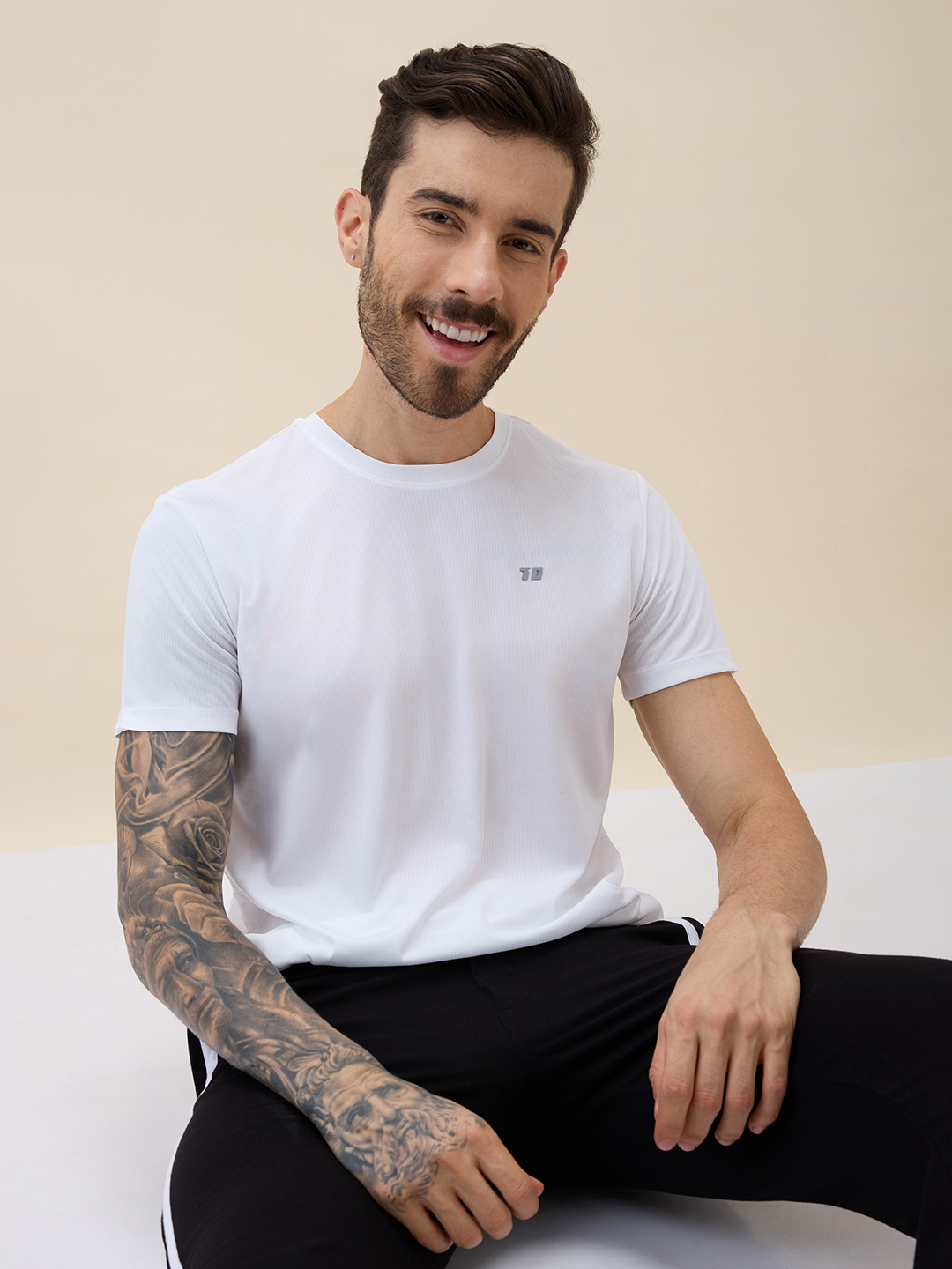 T10 AeroLite White Active T-Shirt for Men with Breathable Jacquard Microlite Fabric