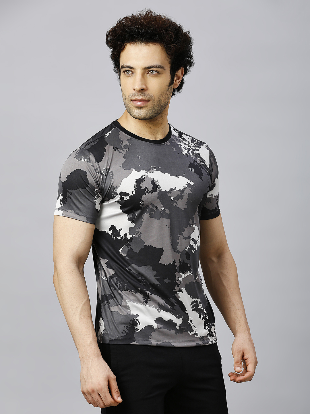T10 Men Grey Camo Printed Half Sleeves Round Neck Polyester T-Shirt for Comfort and Performance Wear, Lightweight and Br (3)
