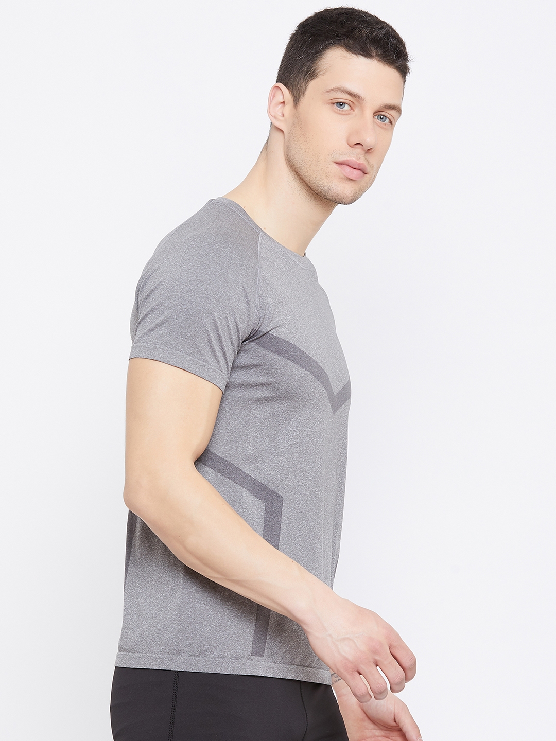 T10 Sports Seamless Jacquard Tee (3)