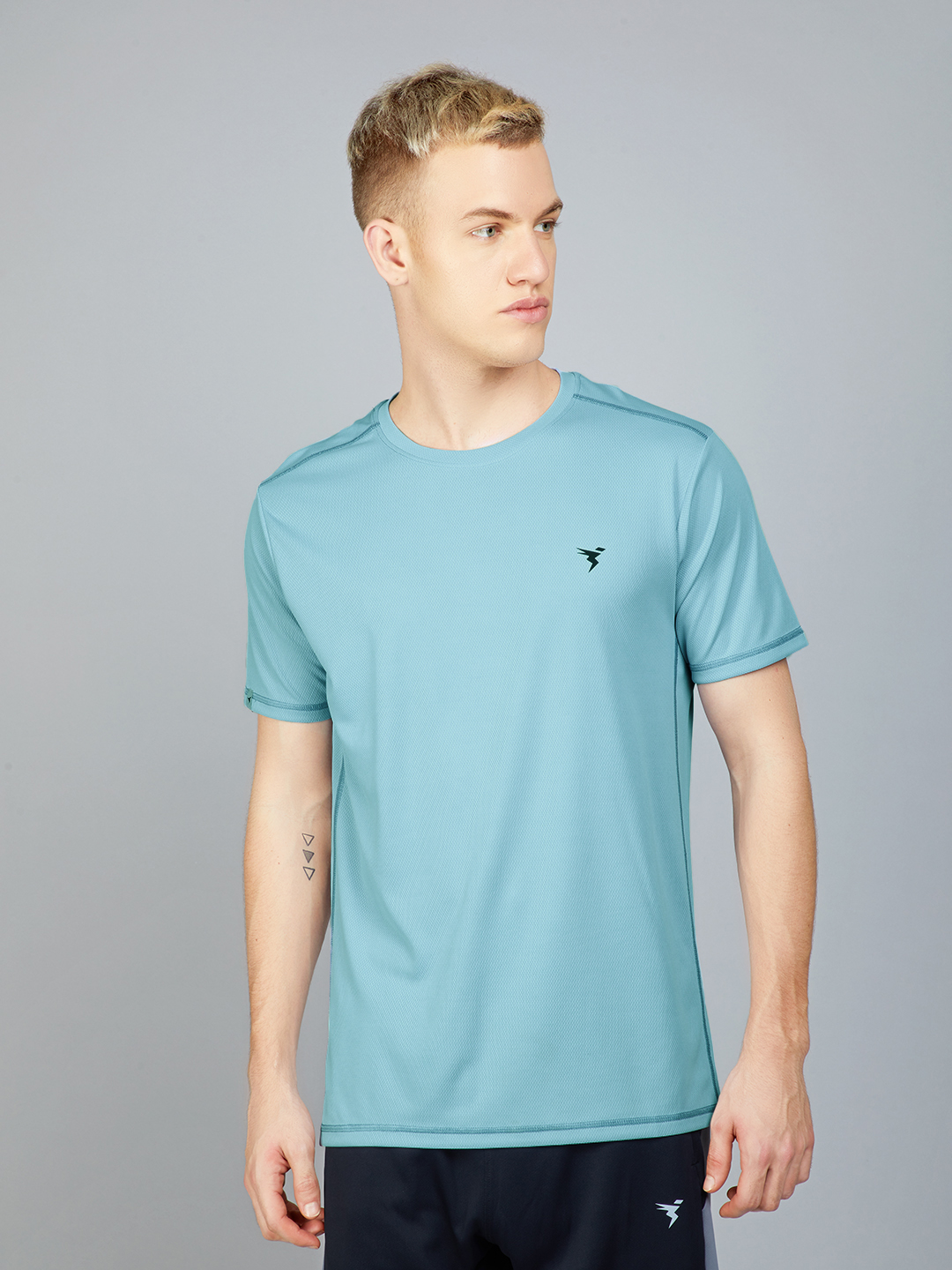 Technosport Men Aqua Sea Knitted active odour-free Crewneck Half Sleeve Solid T-Shirt (1)