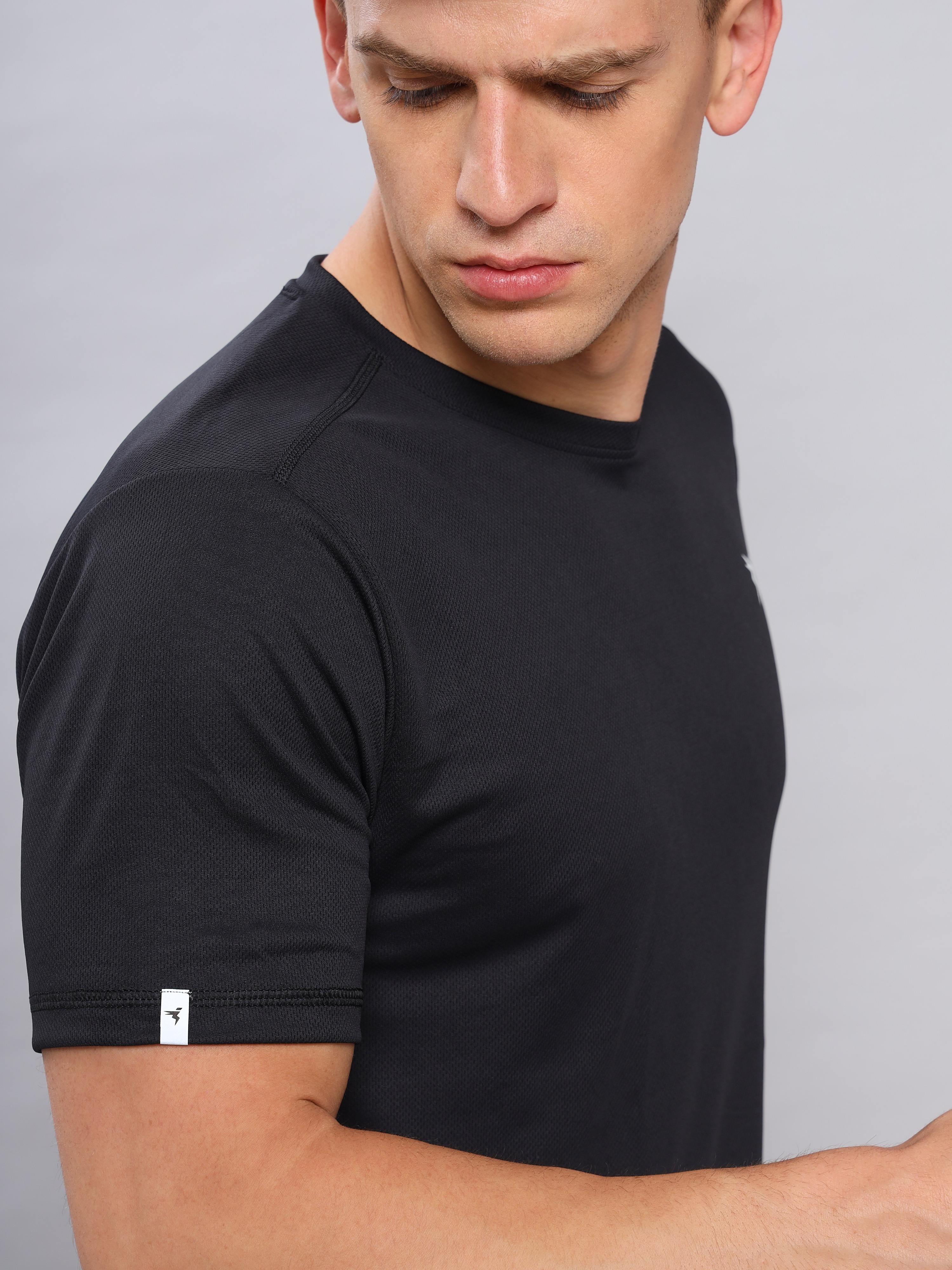 Technosport Men Black and White Polyester Solid T-Shirt - Pack of 2 (4)