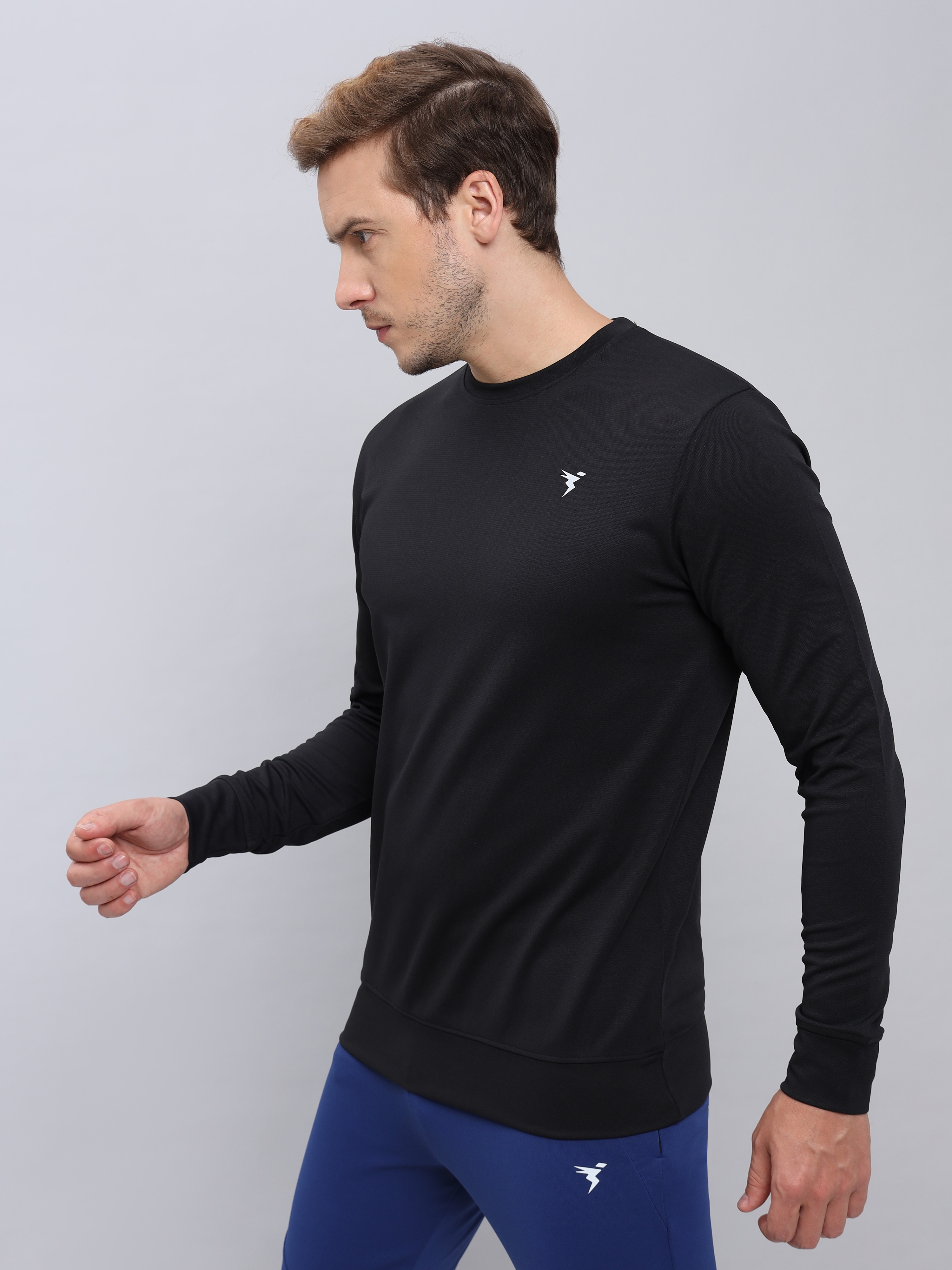 Technosport Men Black Solid Crewneck Long Sleeves Round Neck Sweatshirt (3)
