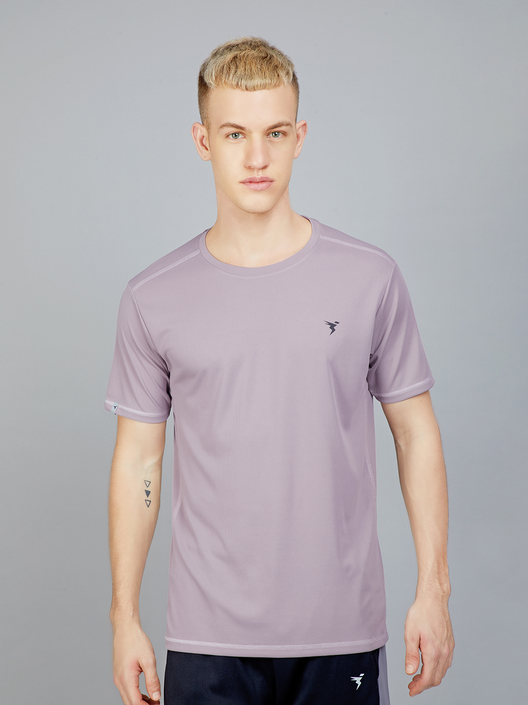 Men Blackcurrant Knitted active odour-free Crewneck Half Sleeve T-Shirt