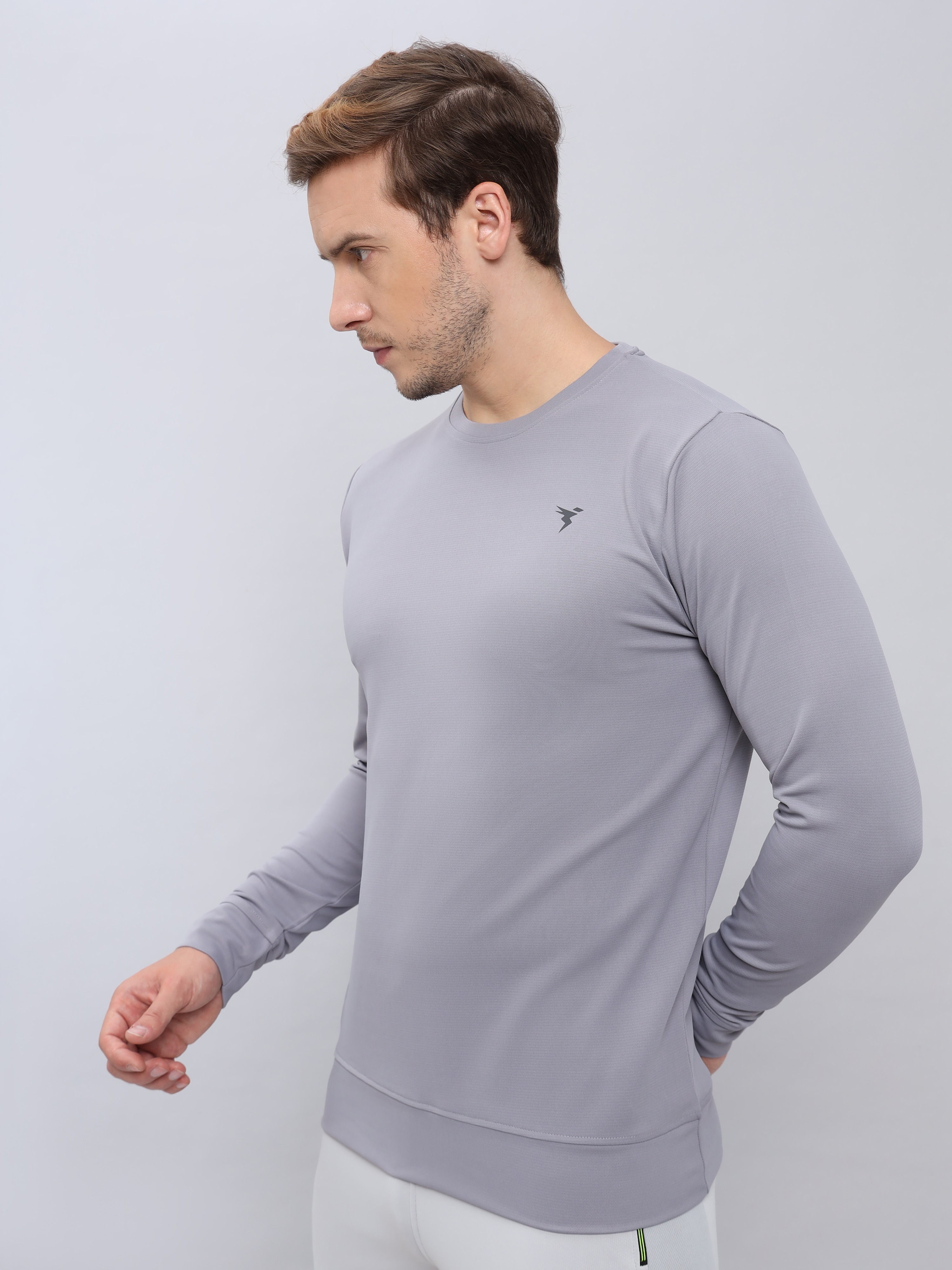 Technosport Men Light Grey Solid Crewneck Long Sleeves Round Neck Sweatshirt (1)