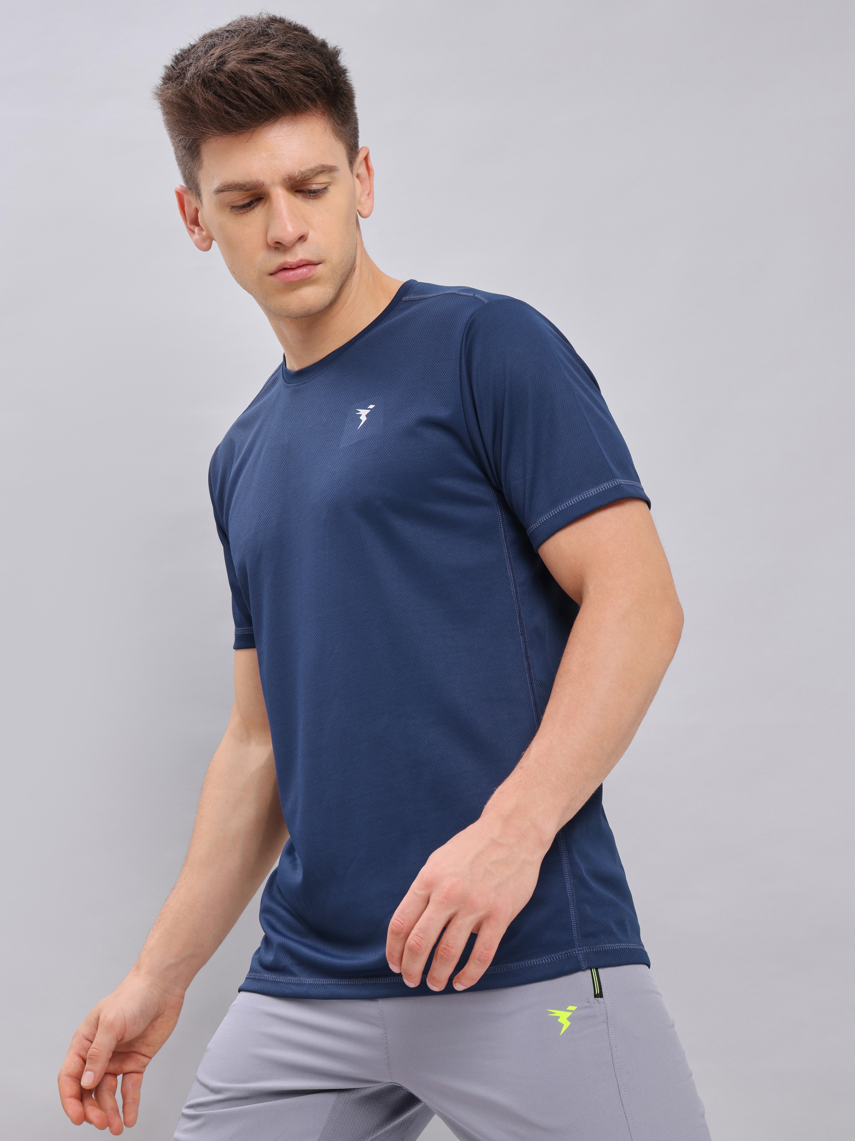 Technosport Men Navy Blue Solid Round Neck Half Sleeves Polyester Slim Fit T-Shirt (4)