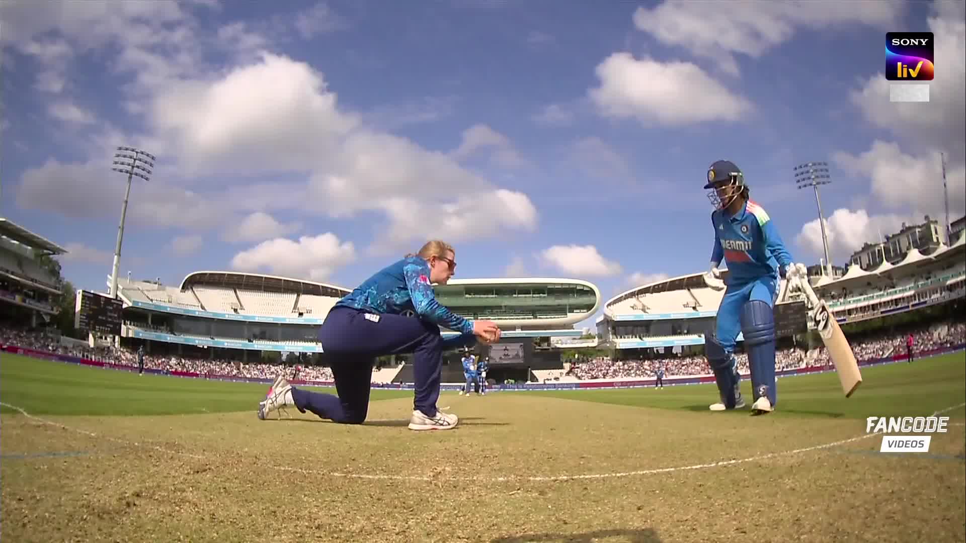 No Escape! Dean trapped Jemimah with a lightning catch