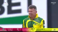 Siddle Fish Wicket! Peter Siddle Gets The Big Fish, Dwayne Bravo Walks Back