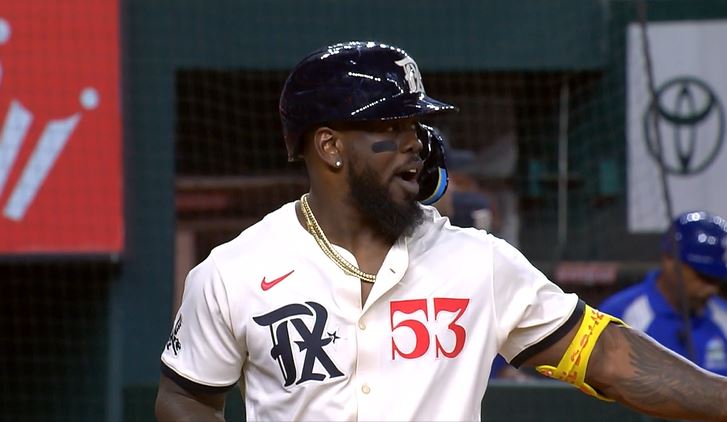 MLB: Texas Rangers v Kansas City Royals - Highlights