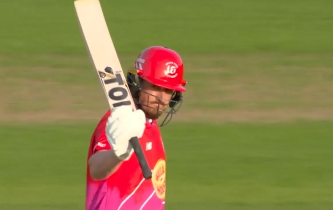 Welsh Fire vs Birmingham Phoenix: Tom Kohler-Cadmore's 54 off 32