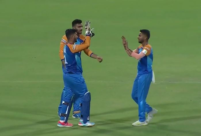 Adamas Howrah Warriors beat Servotech Siliguri Strikers by 4 wickets | Match 3