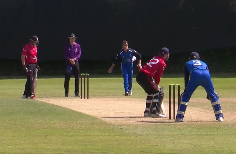 Leinster Lightning beat Munster Reds by 6 wickets | Match 6