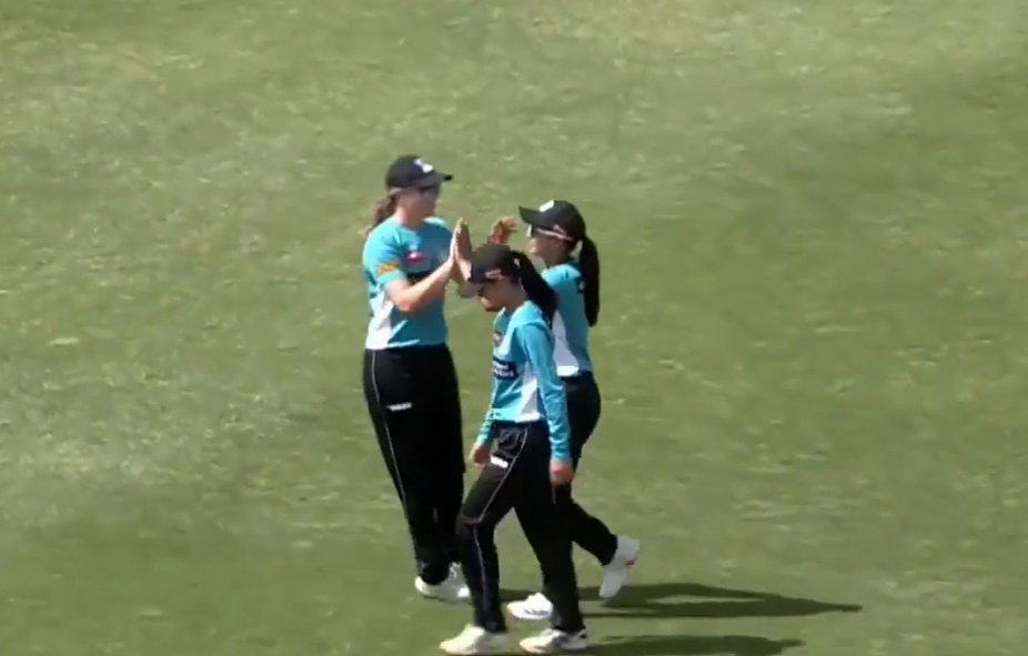 Brisbane Heat Women beat Perth Scorchers Women by 7 wickets | Match 8