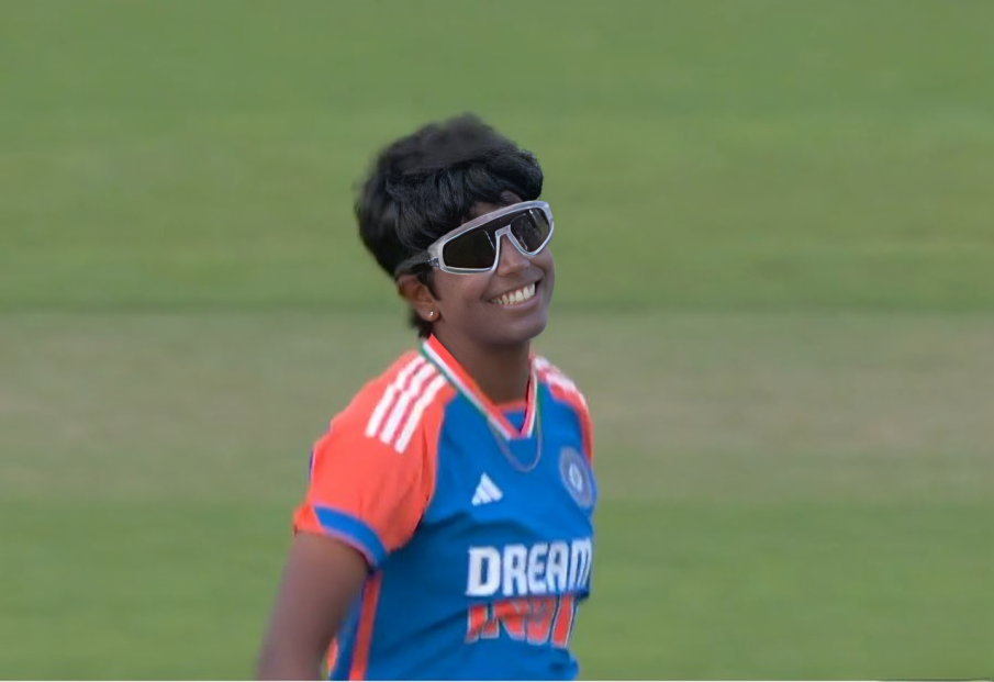 Arundhati Reddy's 3 for 32 | 3rd T20I