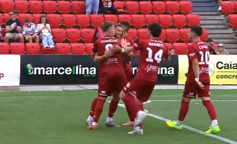 Fast and furious! Luka Jovanovic nets Adelaide United's first of the season!