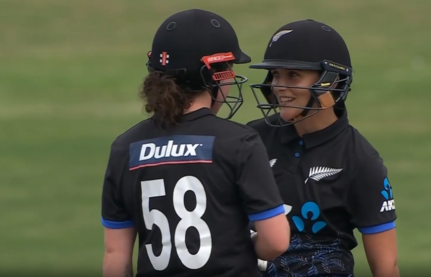Amelia Kerr's 78 off 44 | 1st T20I