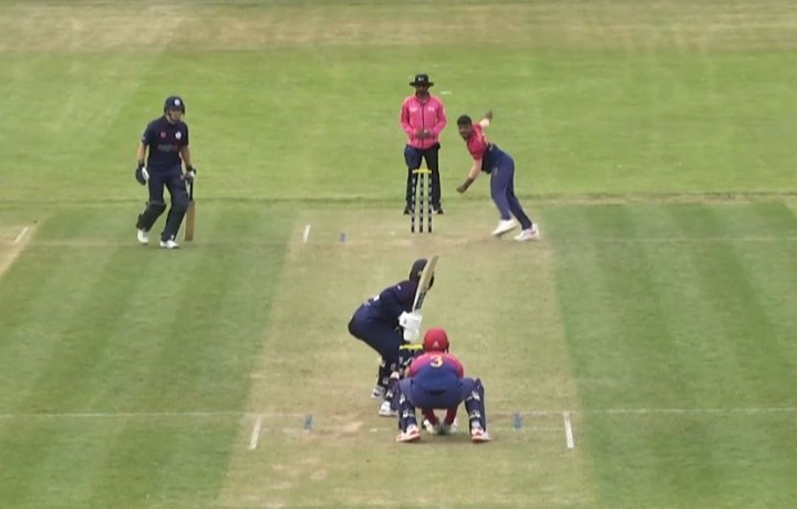 Aayan Khan's 3 for 41 | Match 63