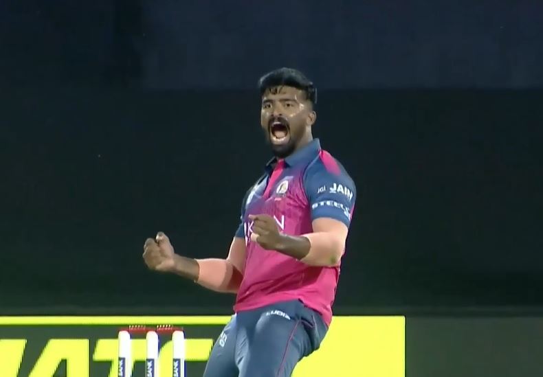  Kochi Blue Tigers vs Trivandrum Royals: Abdul Basith's 5 for 12