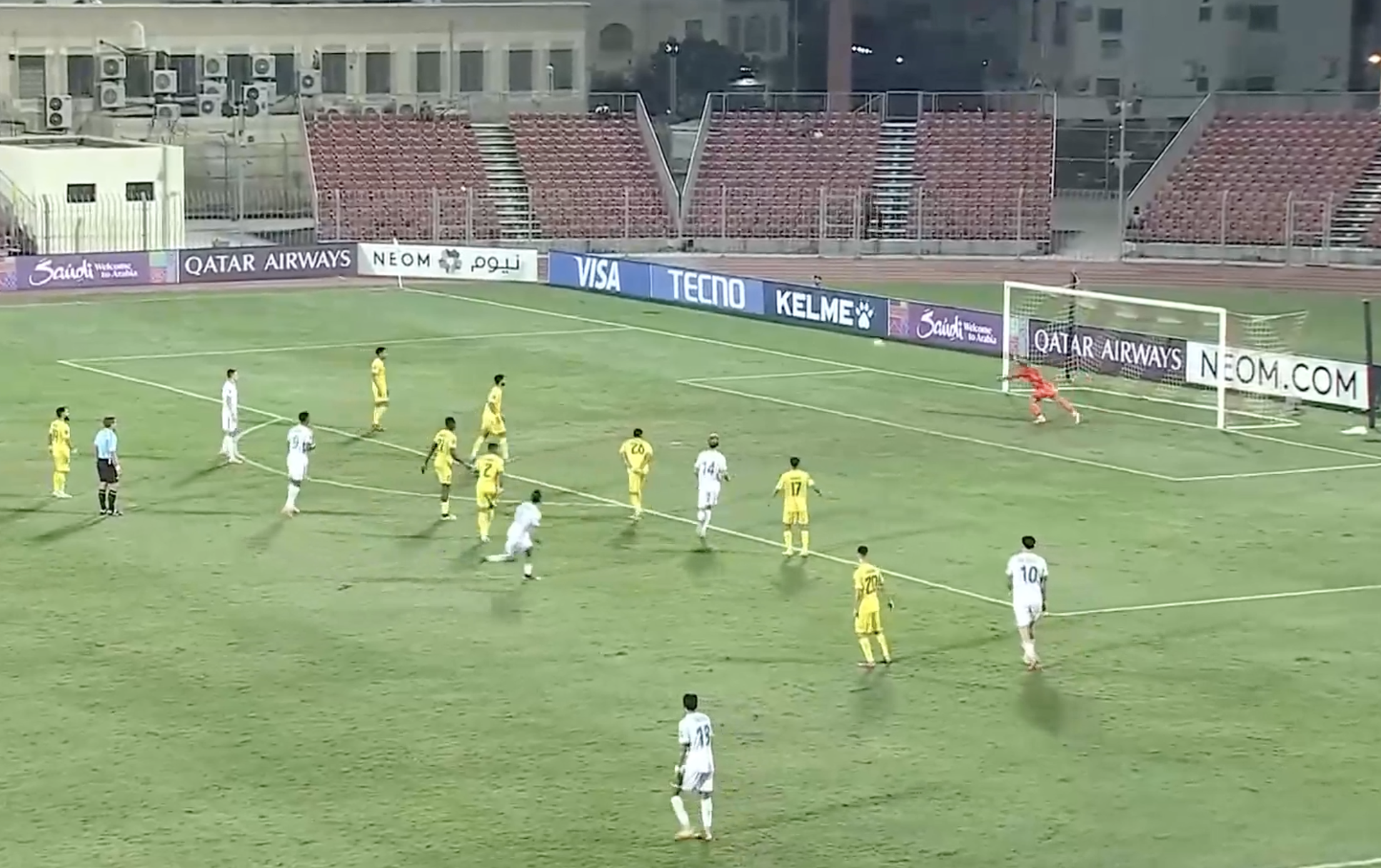 SENSATIONAL STRIKE! Fettouhi gave Al-Ahli an early lead
