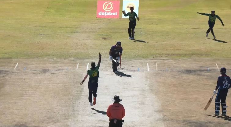 Akash Sengupta's 3 for 64 | Match 5