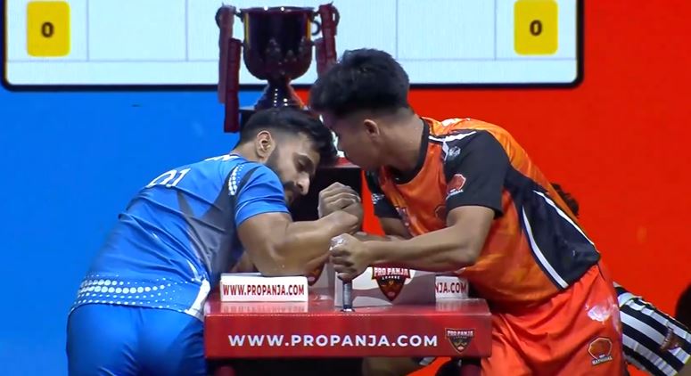 Akash Handique vs Ashish Mehta | Mumbai Muscle vs MP Hathodas (60 KG)