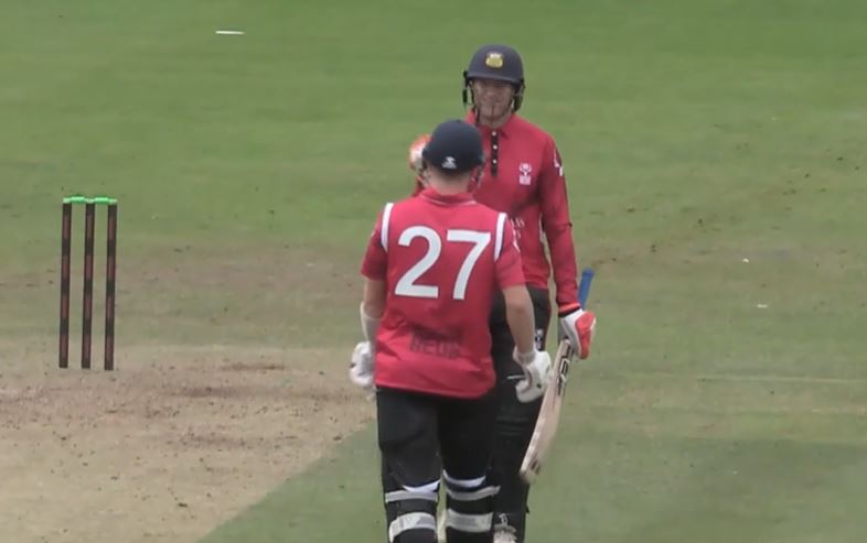 Northern Knights vs Munster Reds: Alistair Frost's 55 off 69